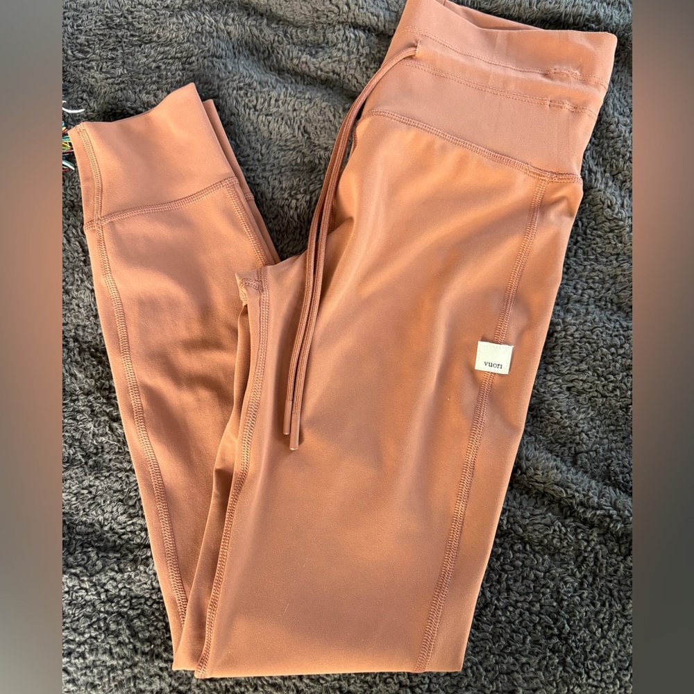 Vuori daily leggings